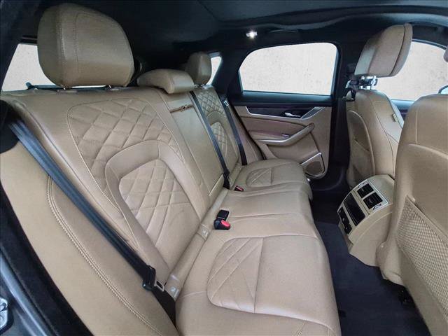 Used 2022 Jaguar F-PACE S AWD/4WD image 24