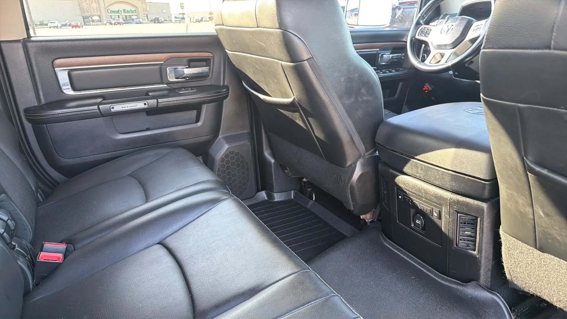 Used 2013 RAM 3500 Laramie AWD/4WD image 67
