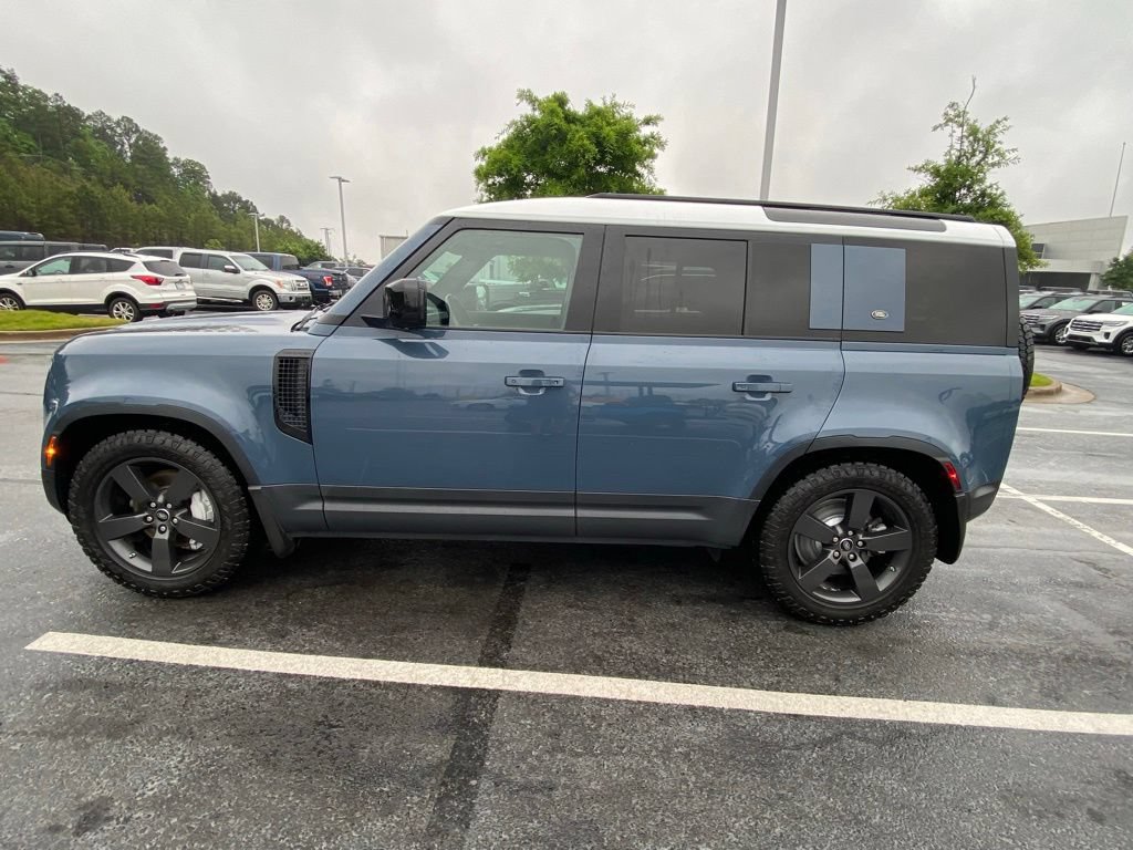 Used 2020 Land Rover Defender 110 HSE AWD/4WD image 4