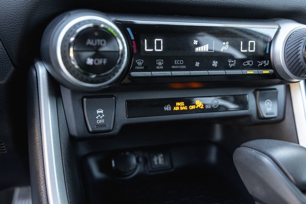 Certified 2024 Toyota RAV4 XLE image 20