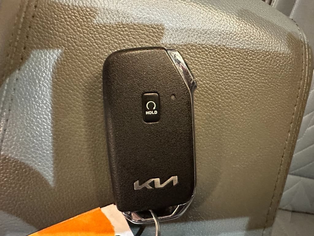 Used 2023 Kia Sportage X-Line w/ X-Line Premium Package AWD/4WD image 17
