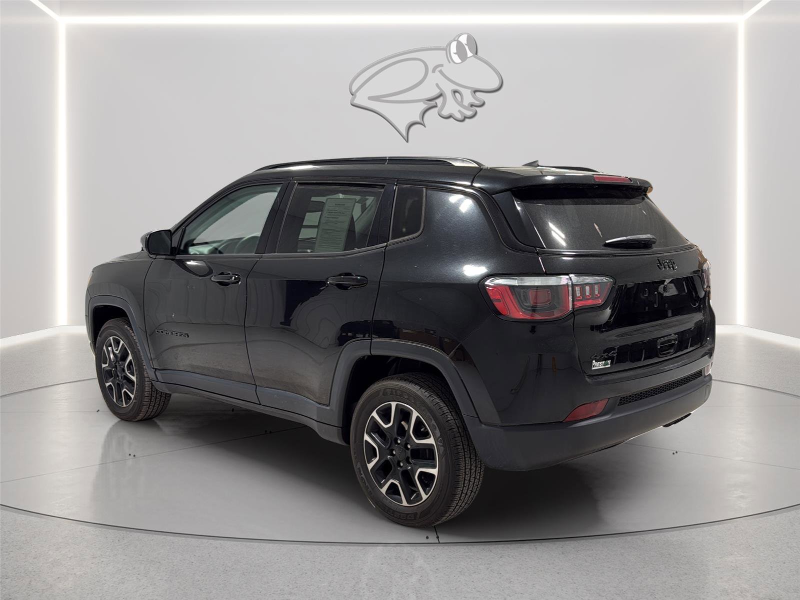 Used 2019 Jeep Compass Sport AWD/4WD image 3
