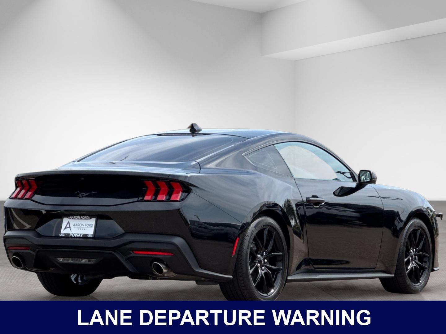 Used 2025 Ford Mustang Premium RWD image 7