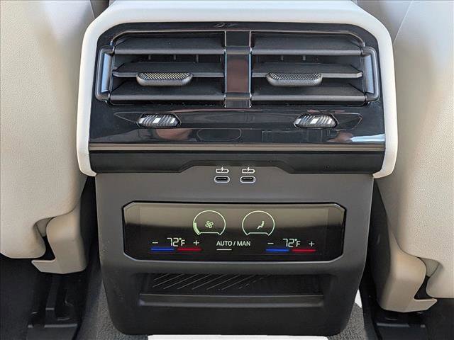 Used 2026 BMW 540i xDrive image 18