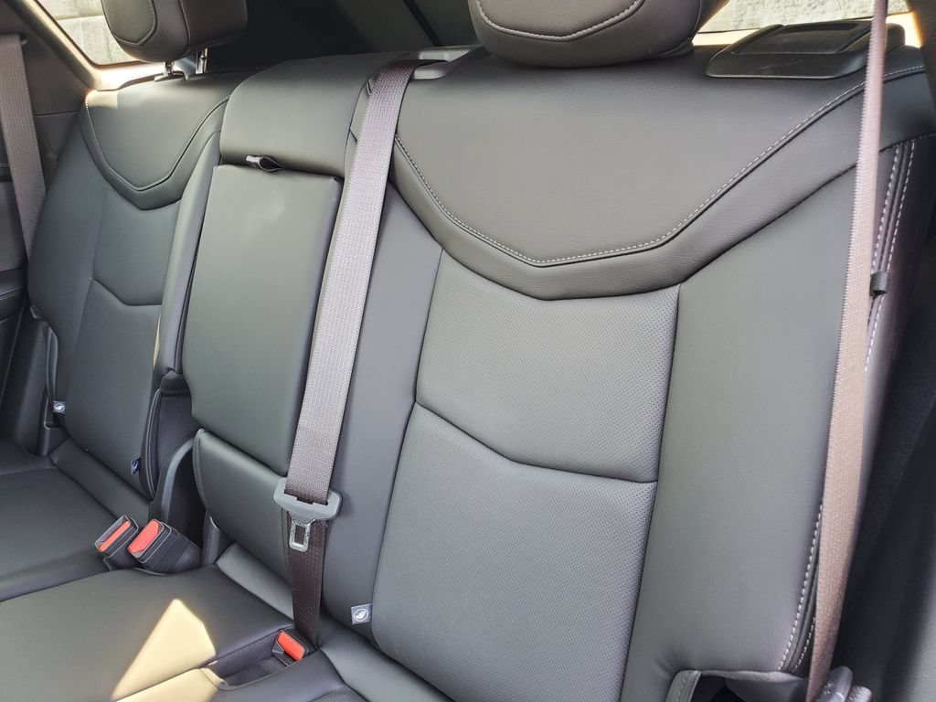 Certified 2024 Cadillac XT5 Premium Luxury w/ LPO, Floor Liner Package AWD/4WD image 36