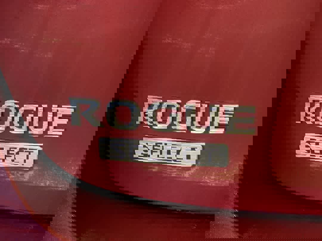 Used 2015 Nissan Rogue S w/ Convenience Package image 11