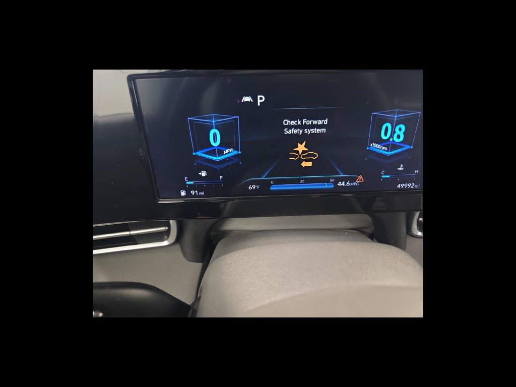 Used 2022 Hyundai Elantra SEL w/ Convenience Package FWD image 15
