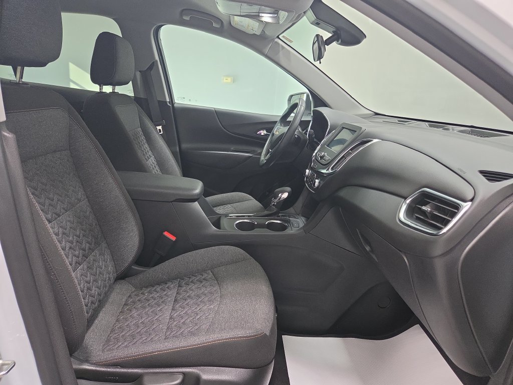 Used 2024 Chevrolet Equinox LT AWD/4WD image 18