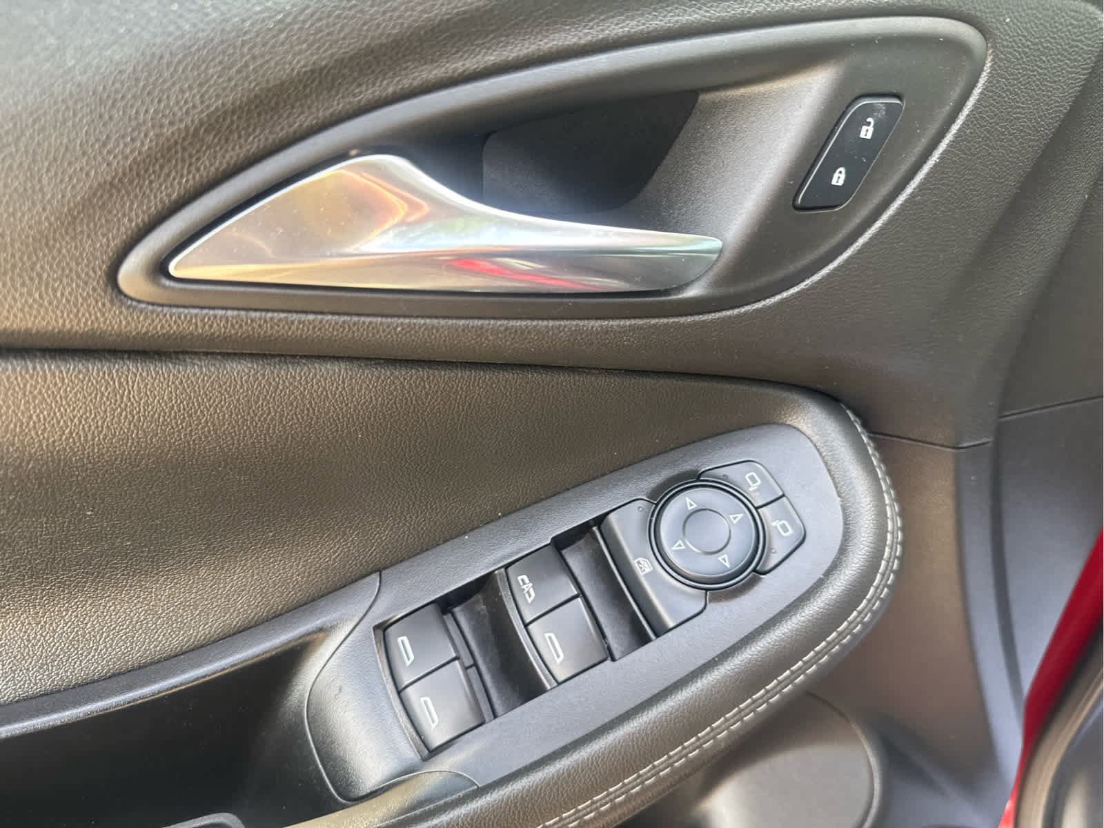 Used 2024 Buick Encore GX Preferred image 21