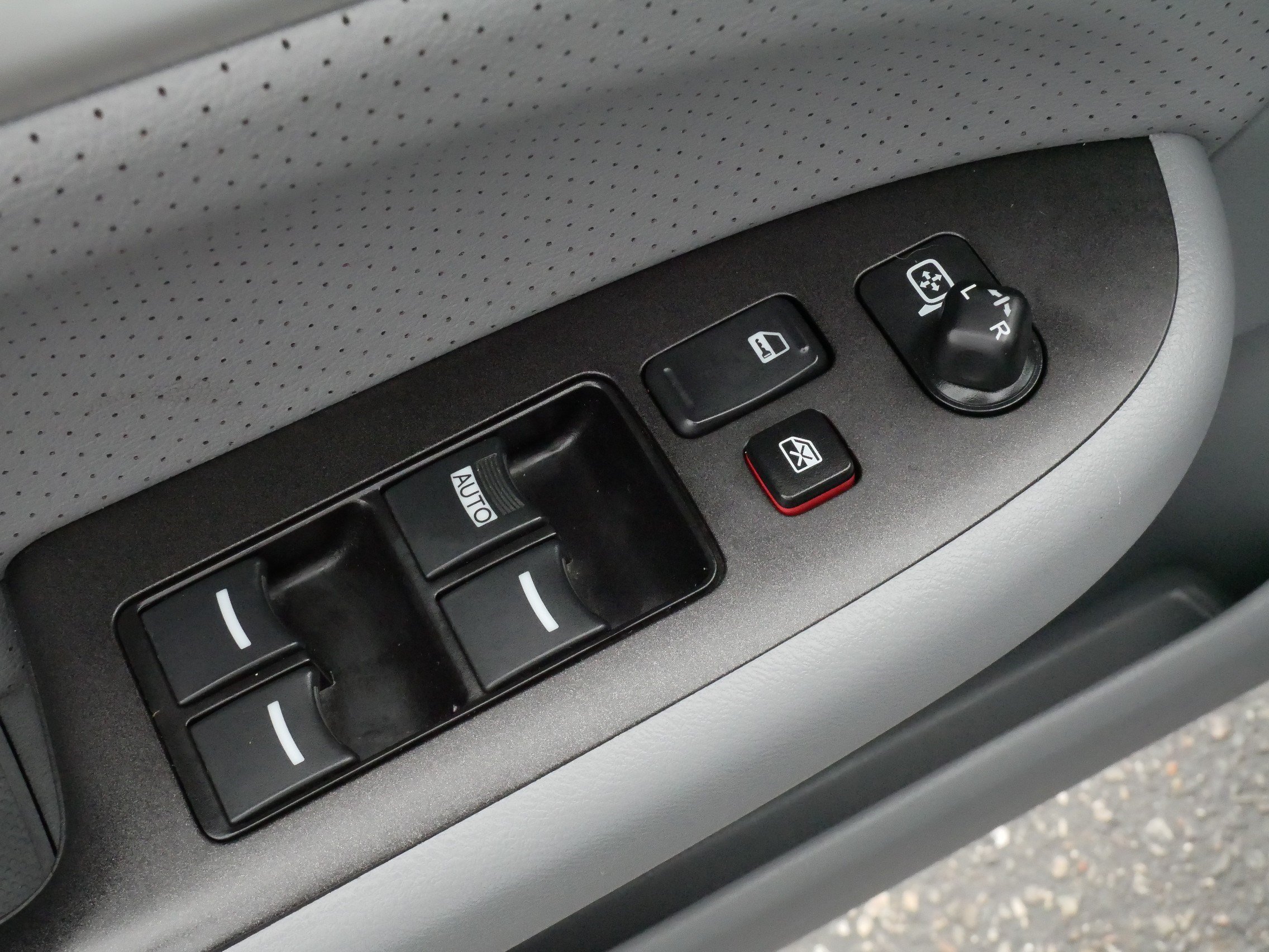 Used 2004 Acura TSX FWD image 19