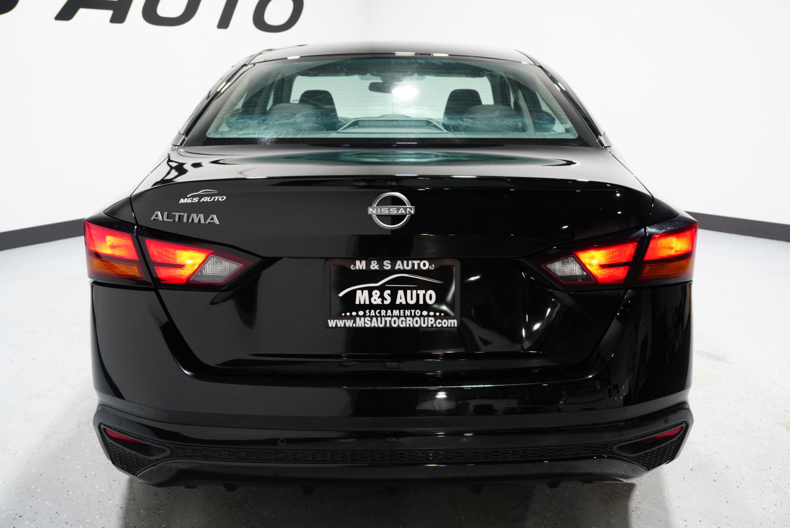 Used 2024 Nissan Altima 2.5 S image 9