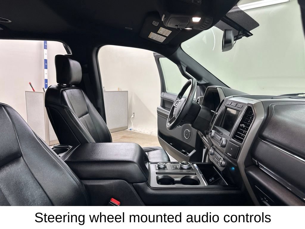 Used 2019 Ford Expedition XLT w/ Equipment Group 202A AWD/4WD image 25