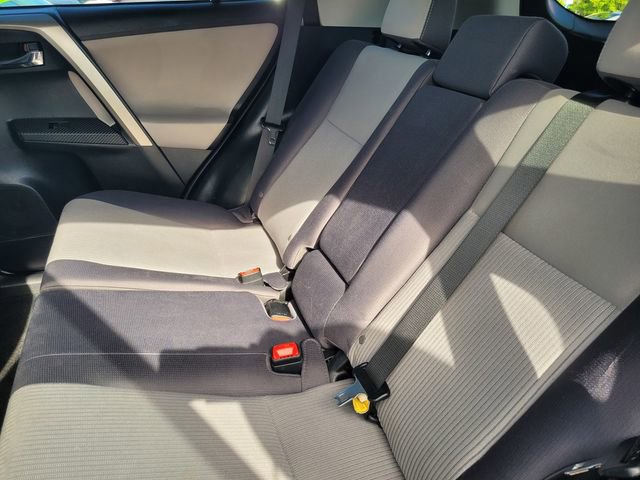 Used 2014 Toyota RAV4 XLE AWD/4WD image 15