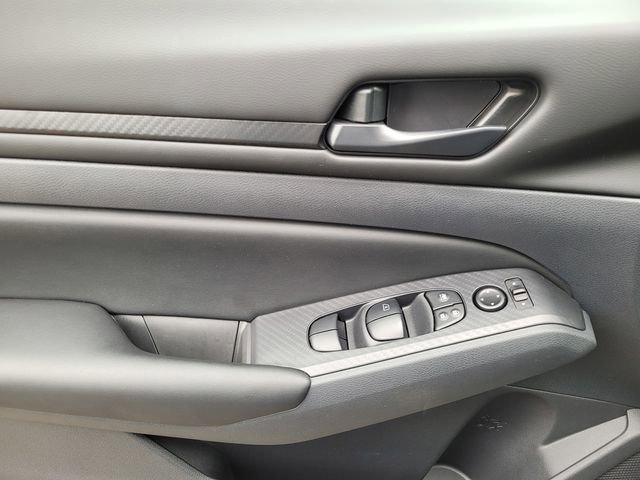 Used 2025 Nissan Altima 2.5 S image 14