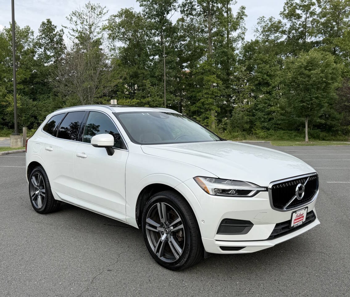 Used 2018 Volvo XC60 T5 Momentum w/ Convenience Package AWD/4WD image 8