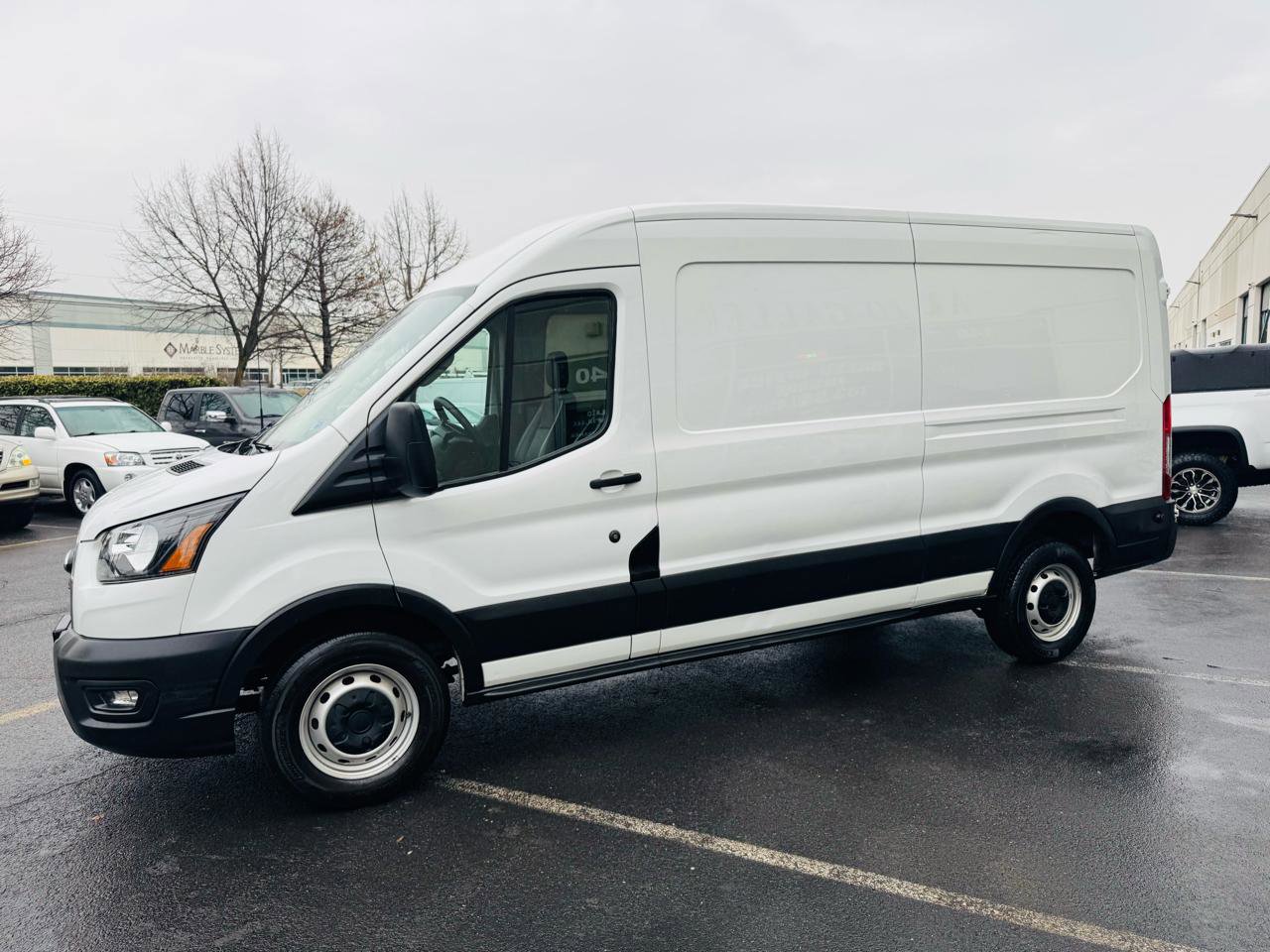 Used 2020 Ford Transit 250 Medium Roof w/ Load Area Protection Package image 11