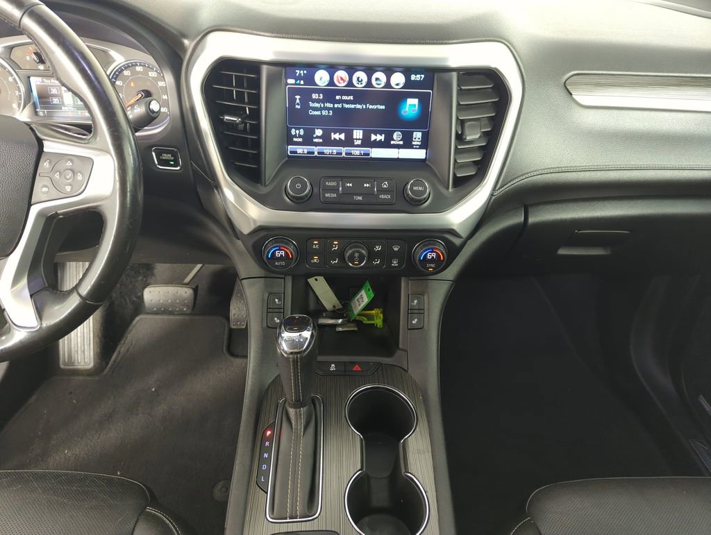 Used 2019 GMC Acadia SLT image 25