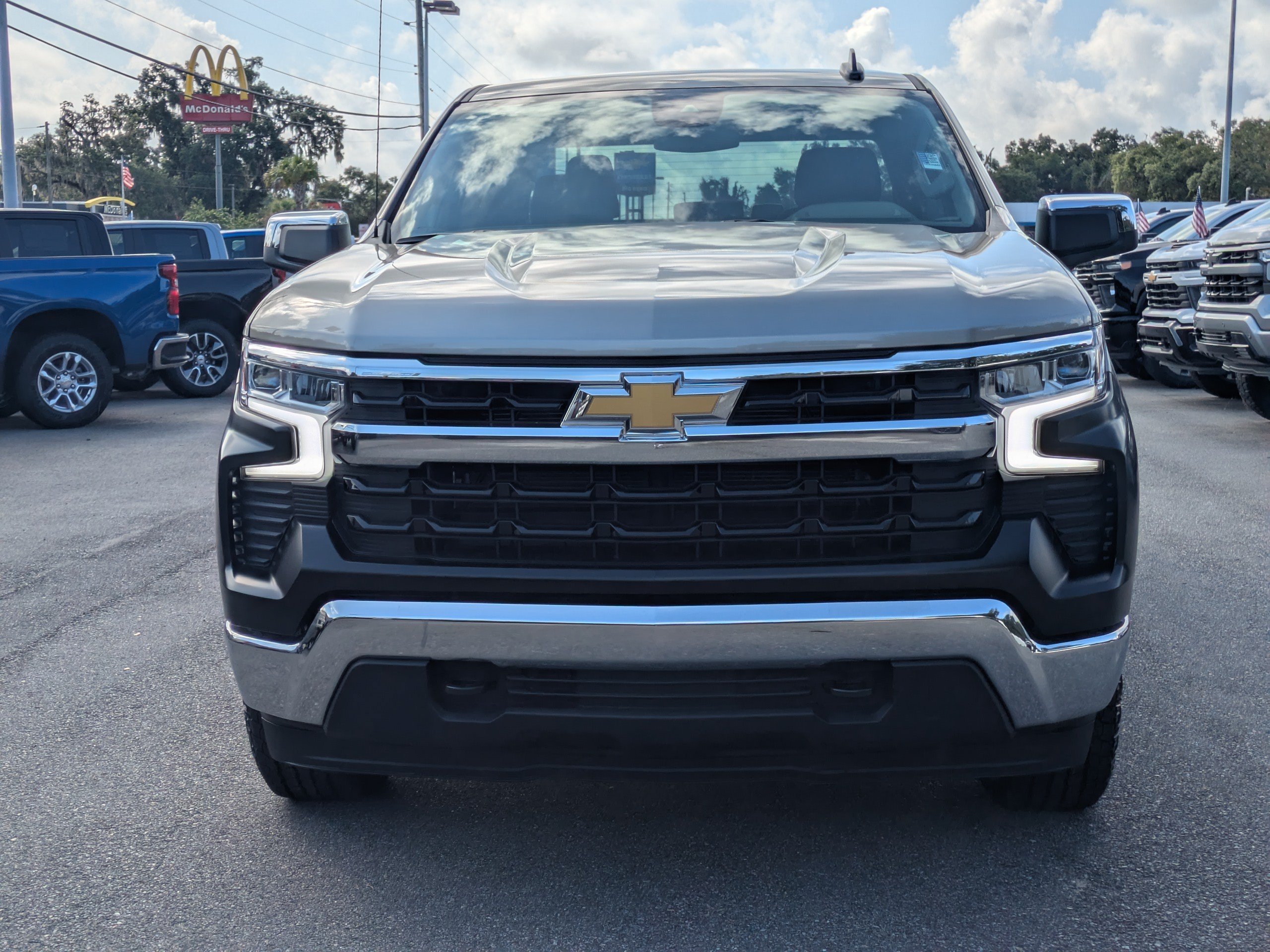 New 2026 Chevrolet Silverado 1500 LT w/ Z71 Off-Road Package AWD/4WD image 9