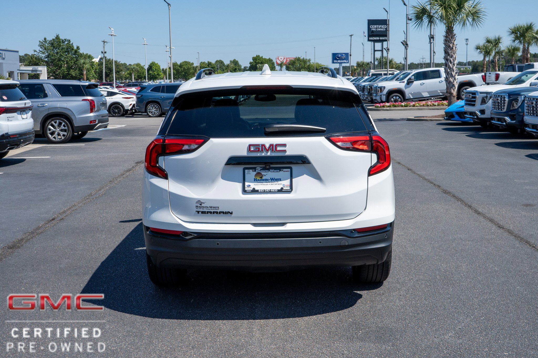 Used 2021 GMC Terrain SLT w/ Infotainment Package II FWD image 4