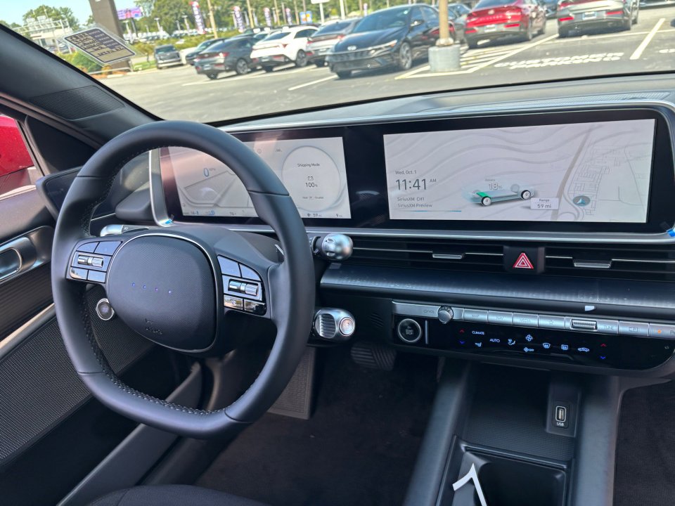 New 2025 Hyundai Ioniq 6 SE image 30