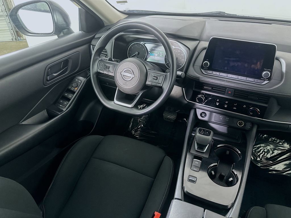Used 2024 Nissan Rogue S image 17