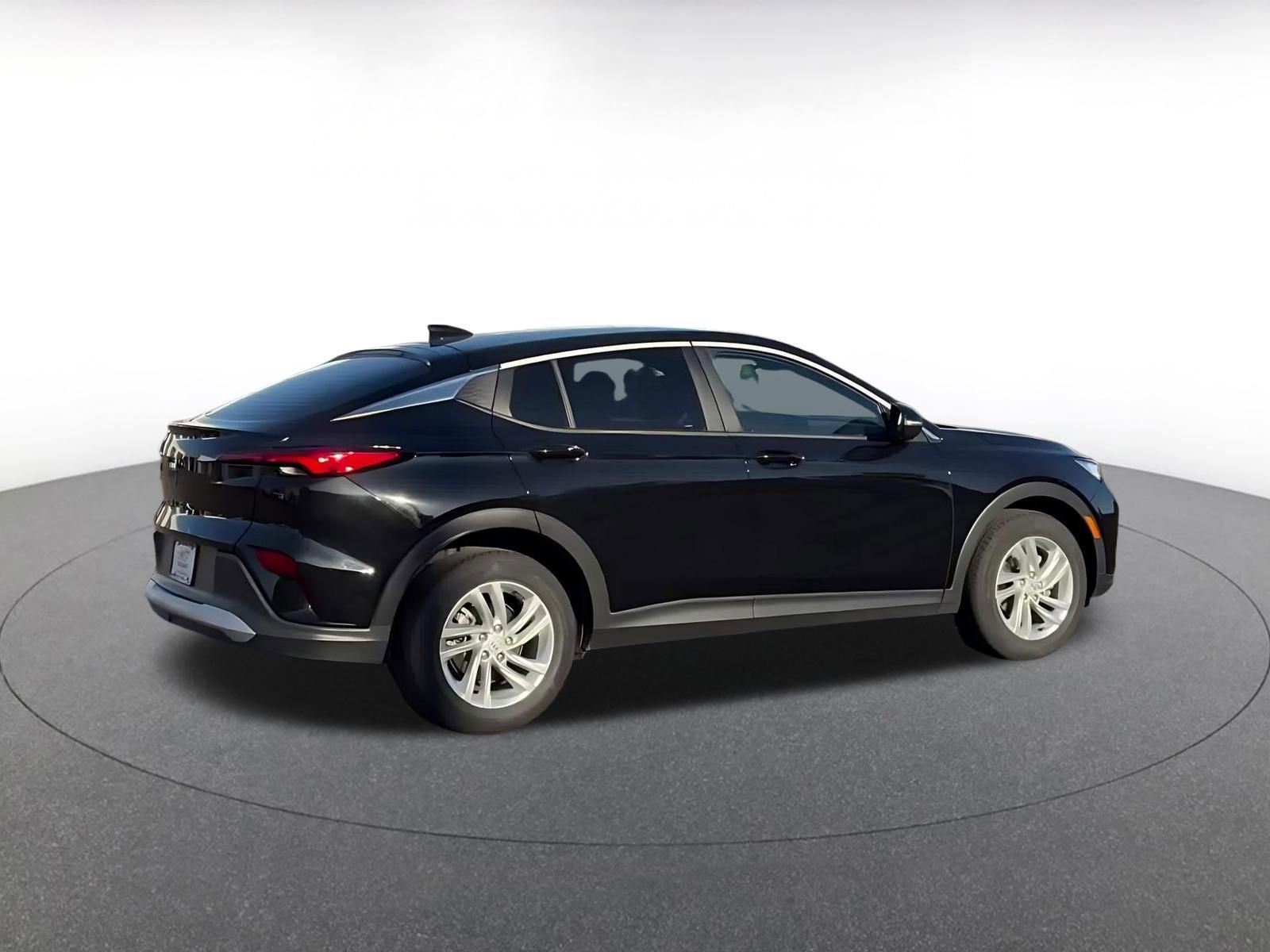 Used 2025 Buick Envista Preferred FWD image 15