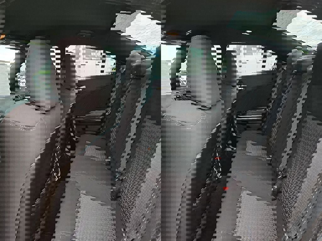 Used 2023 Dodge Charger R/T w/ Harman/Kardon Audio Group RWD image 18