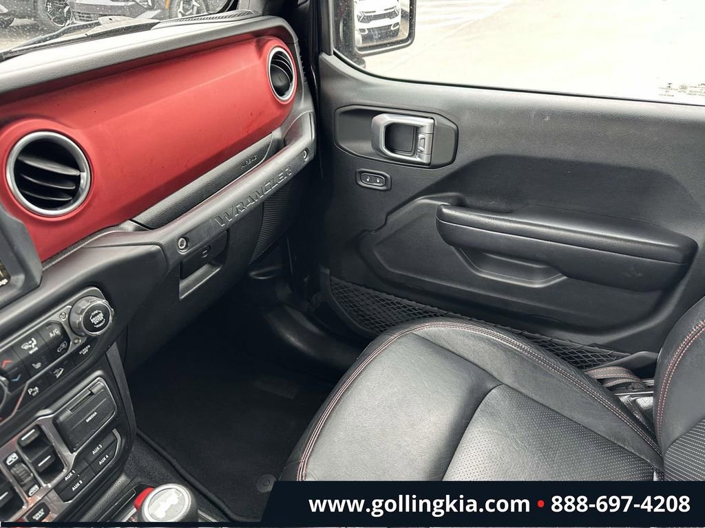 Used 2020 Jeep Wrangler Unlimited Rubicon w/ Dual Top Group image 30