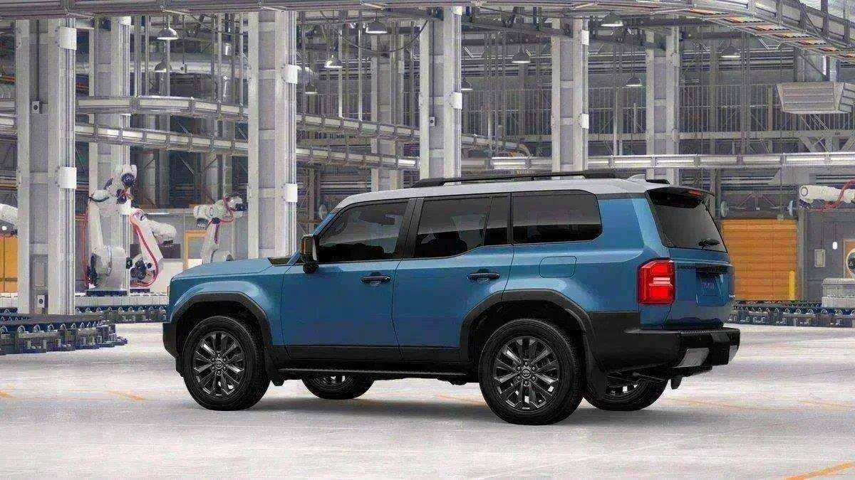 New 2027 Toyota Land Cruiser w/ Premium Package AWD/4WD image 27