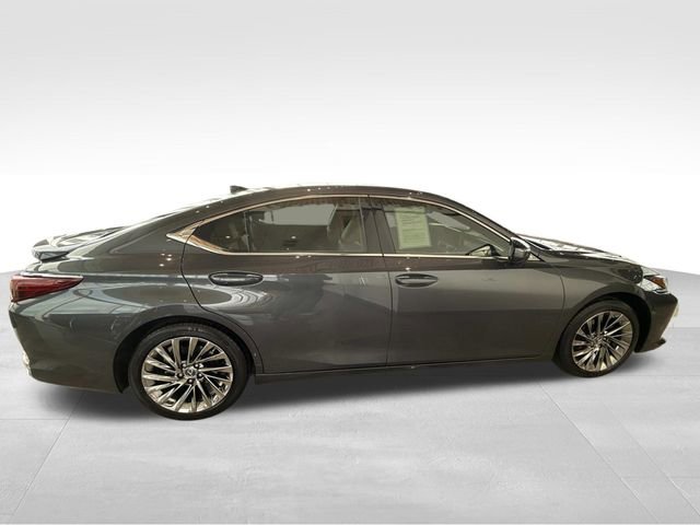 Used 2025 Lexus ES 300h w/ Technology Package image 53