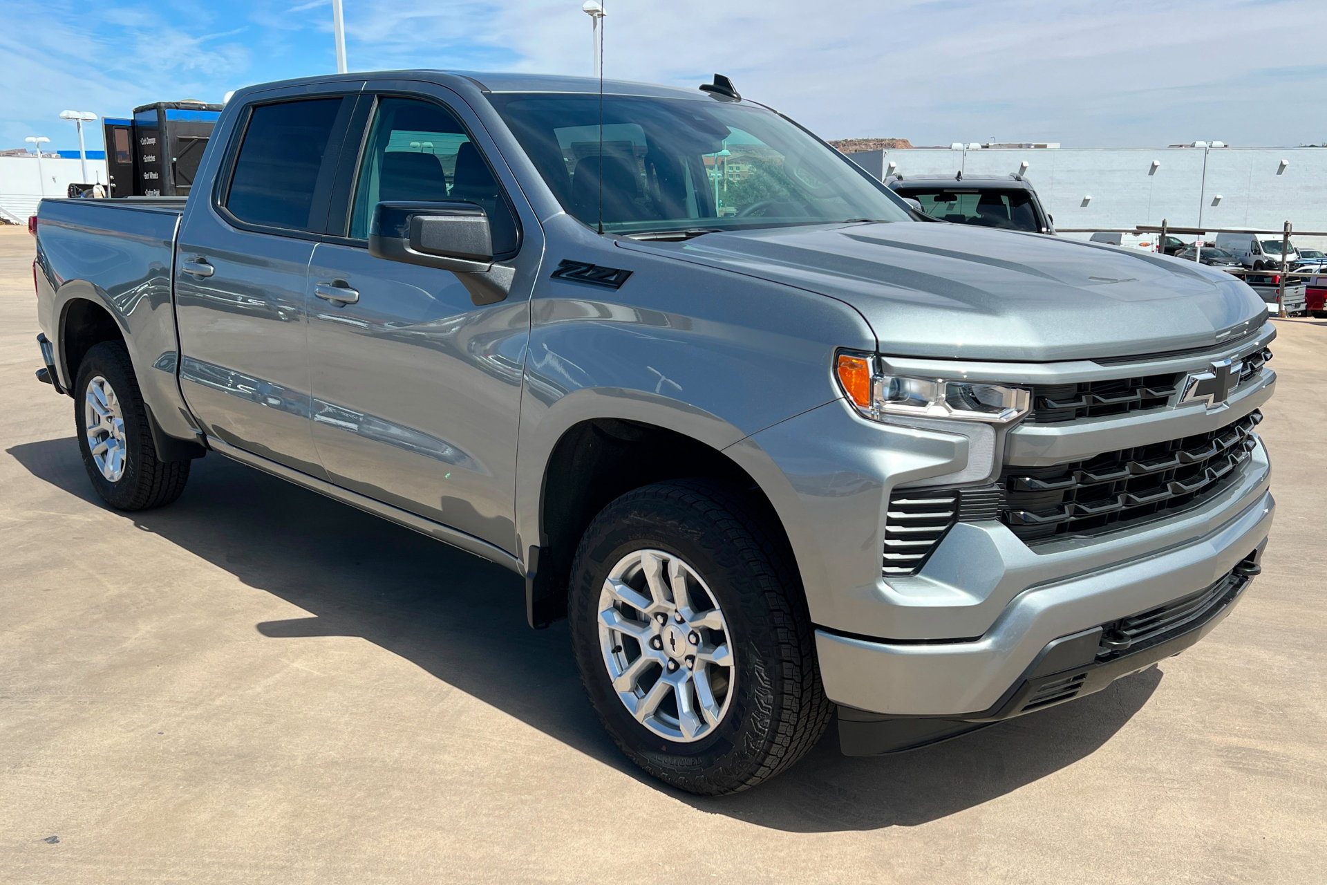 New 2026 Chevrolet Silverado 1500 RST w/ Z71 Off-Road Package AWD/4WD image 8
