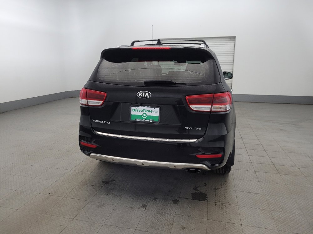 Used 2017 Kia Sorento SX image 7