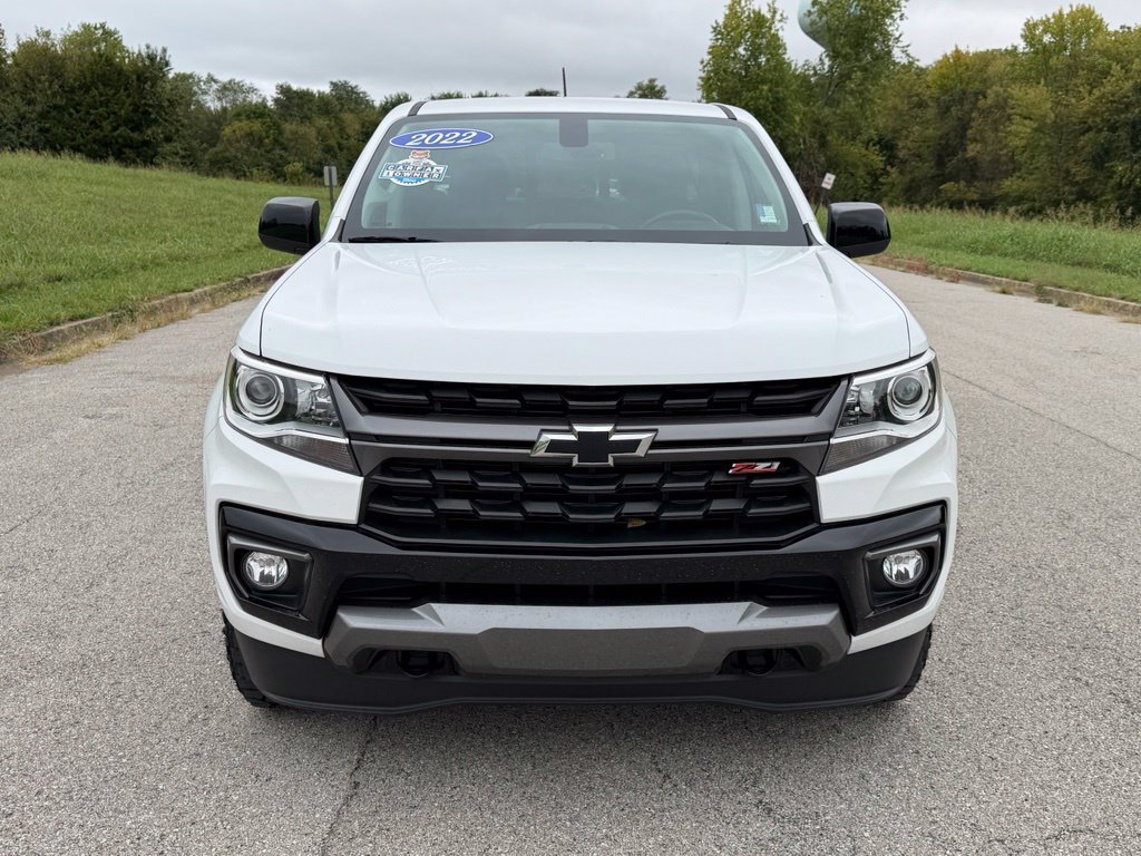 Used 2022 Chevrolet Colorado Z71 AWD/4WD image 2