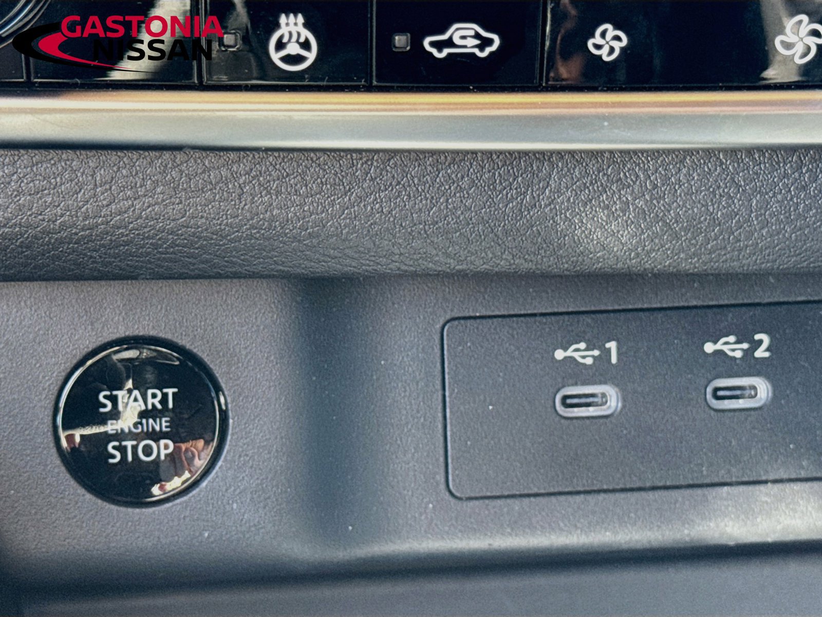 Used 2026 Nissan Rogue SV w/ Cold Weather Package FWD image 25