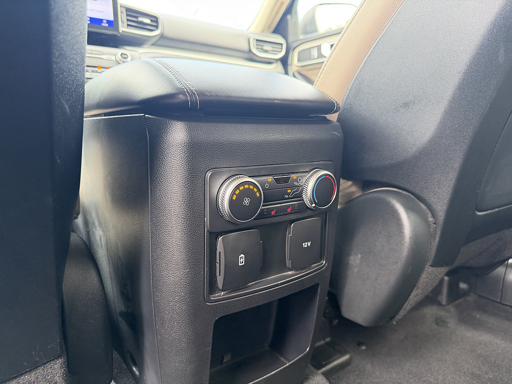 Used 2020 Ford Explorer XLT w/ Equipment Group 202A AWD/4WD image 13
