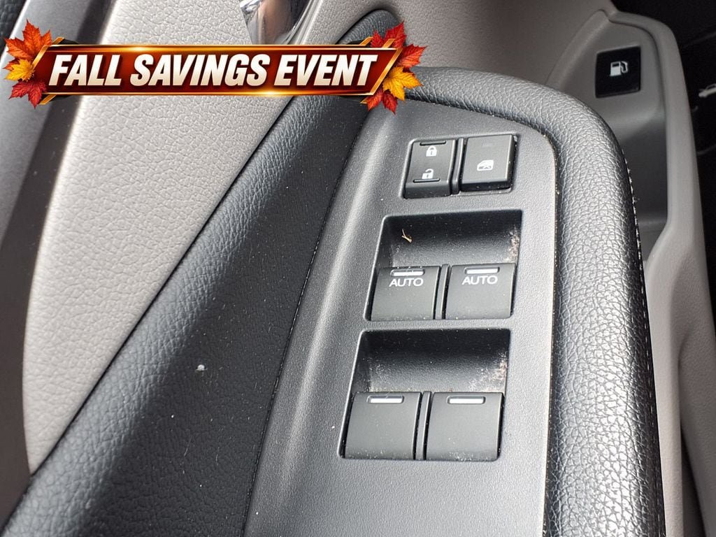 Used 2018 Honda Pilot LX image 25