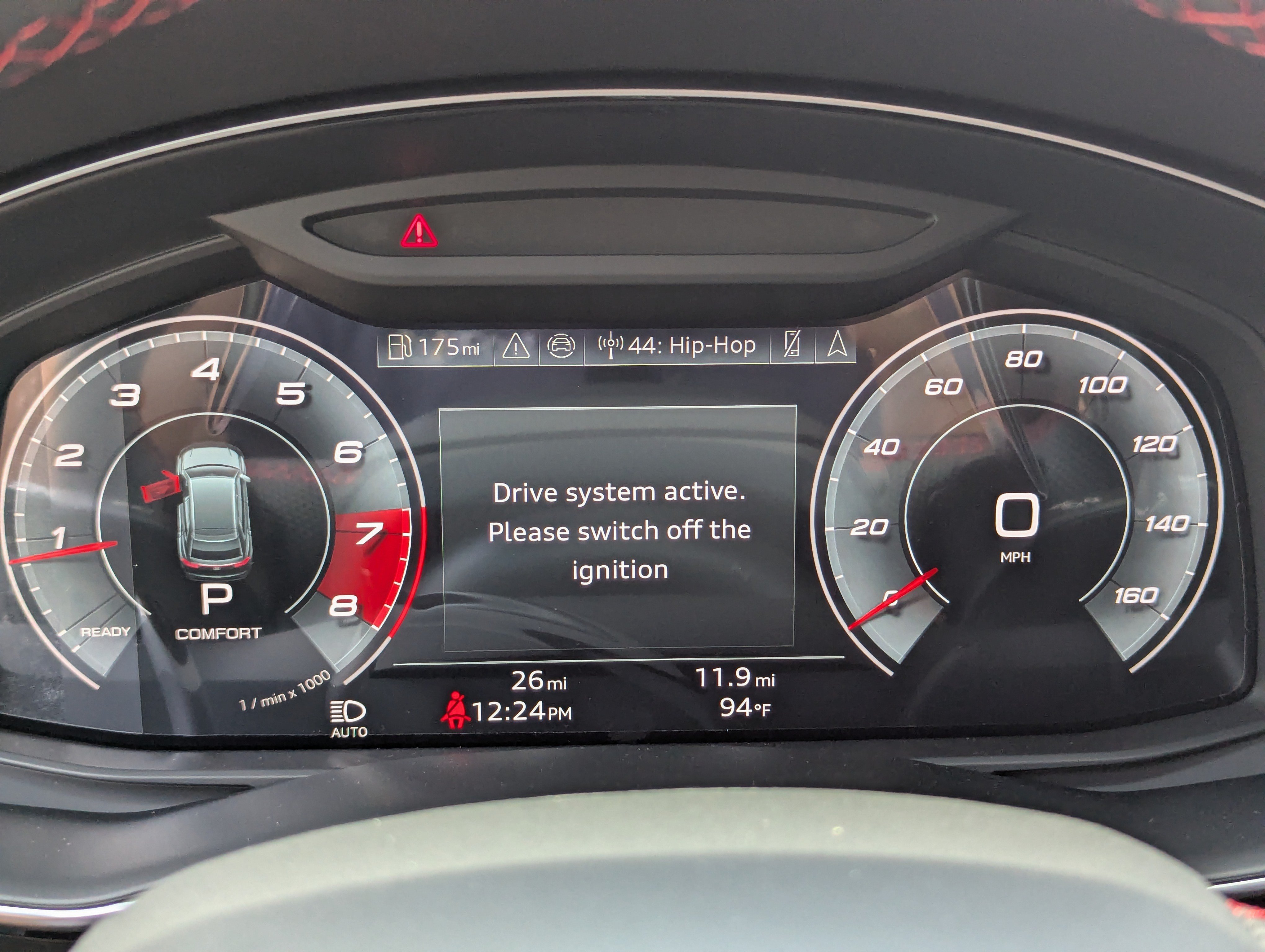 New 2026 Audi SQ8 Prestige AWD/4WD image 31