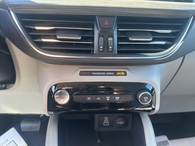 New 2026 Ford Escape SE w/ PHEV Premium Package FWD image 25