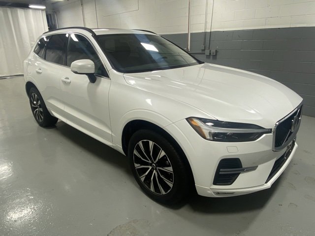 Used 2023 Volvo XC60 B5 Core w/ Climate Package image 4