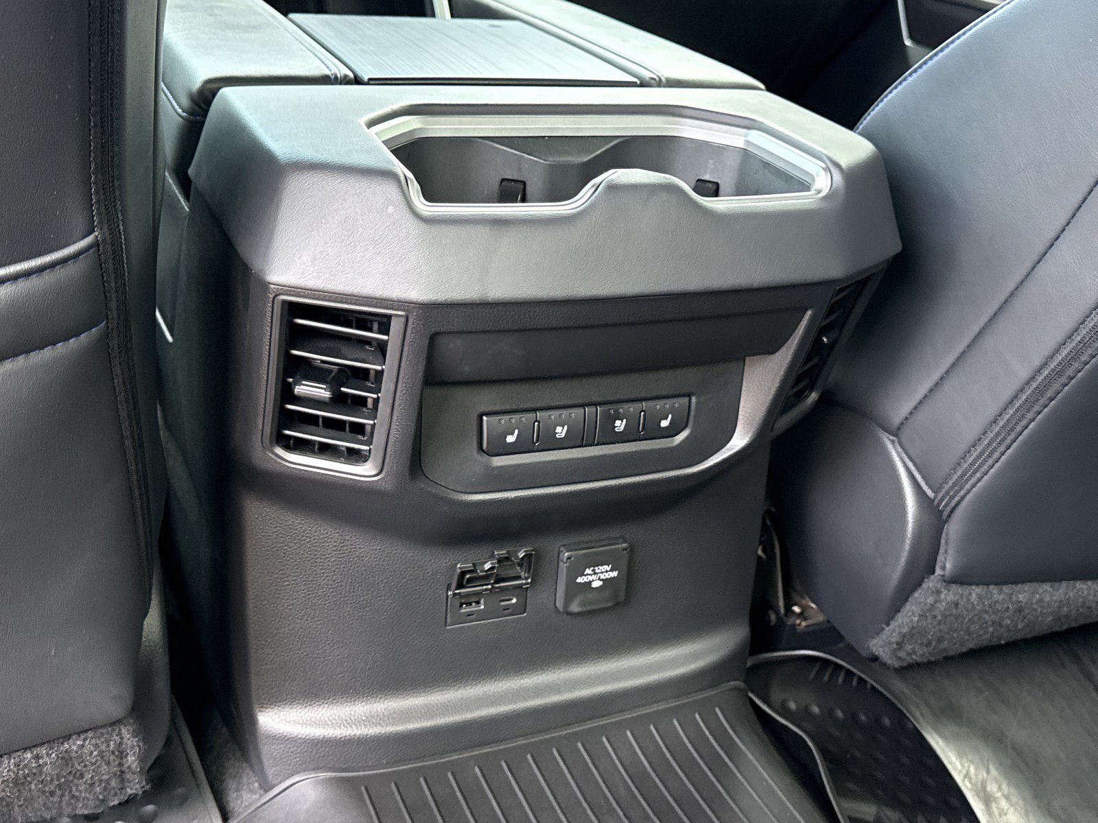 Used 2022 Toyota Tundra Platinum AWD/4WD image 15
