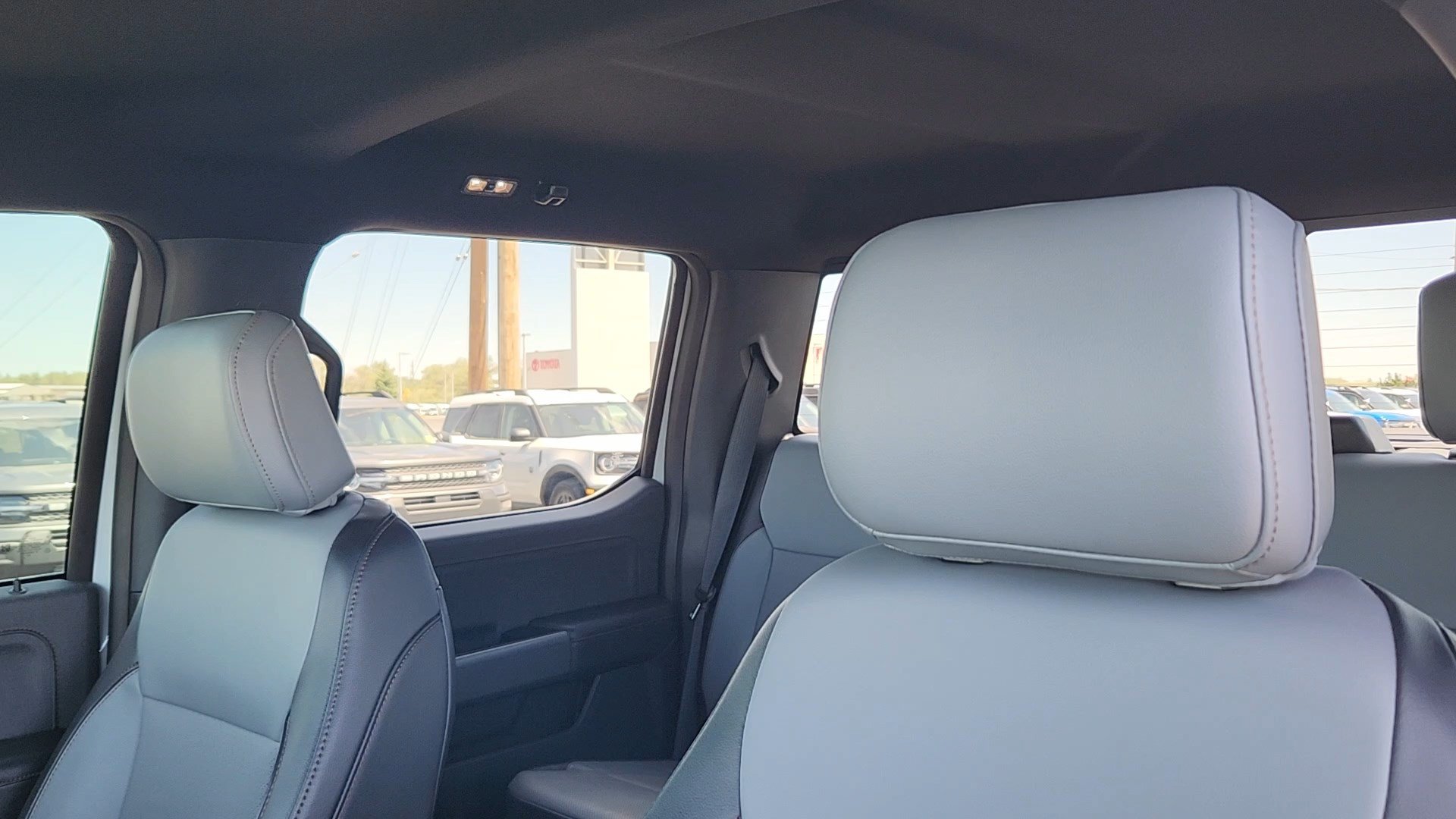 Used 2023 Ford F150 Lightning Lariat AWD/4WD image 13