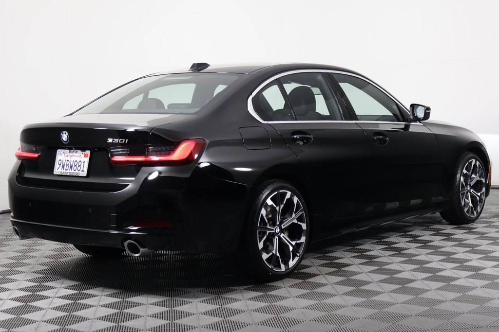 Certified 2026 BMW 330i Sedan w/ Premium Package RWD image 4