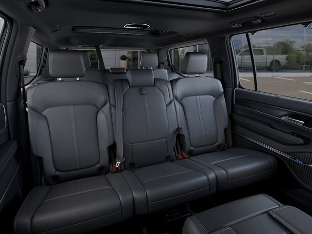 New 2026 Jeep Grand Wagoneer Summit w/ Premium Group III image 15