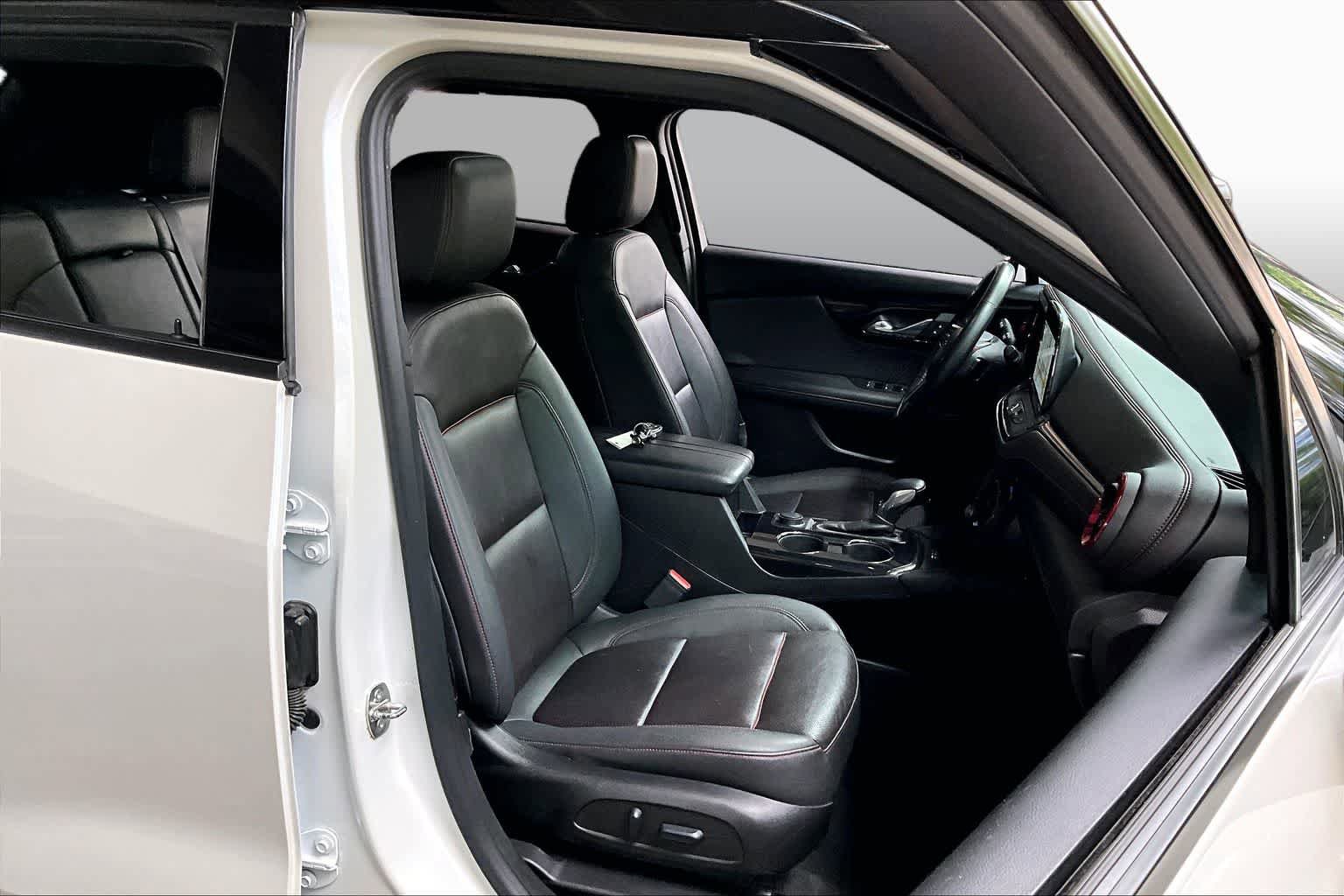 Used 2023 Chevrolet Blazer RS FWD image 8