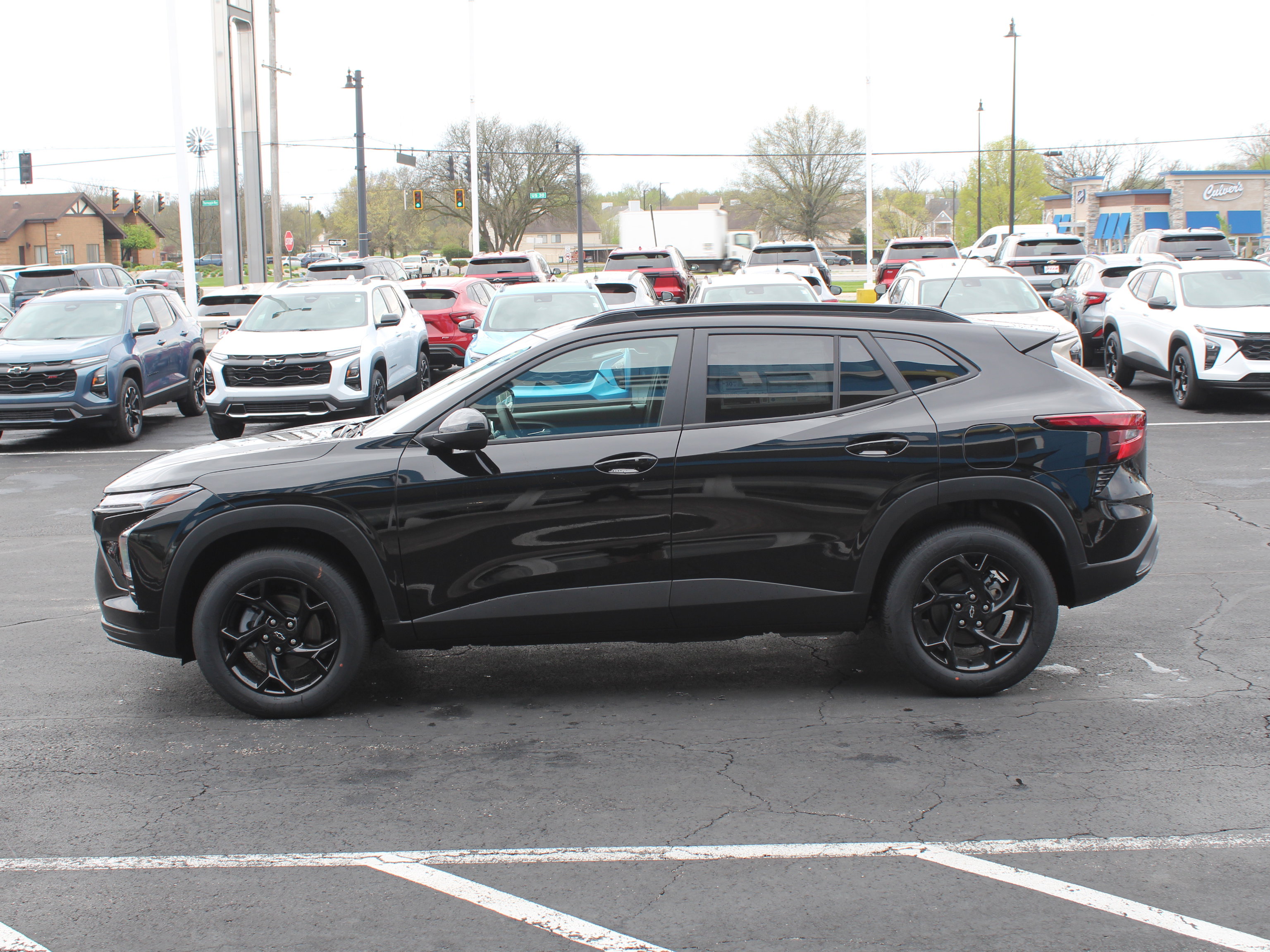 New 2026 Chevrolet Trax LT image 6