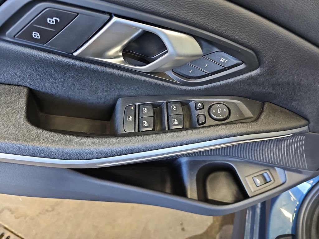 Used 2025 BMW 330i xDrive Sedan image 27