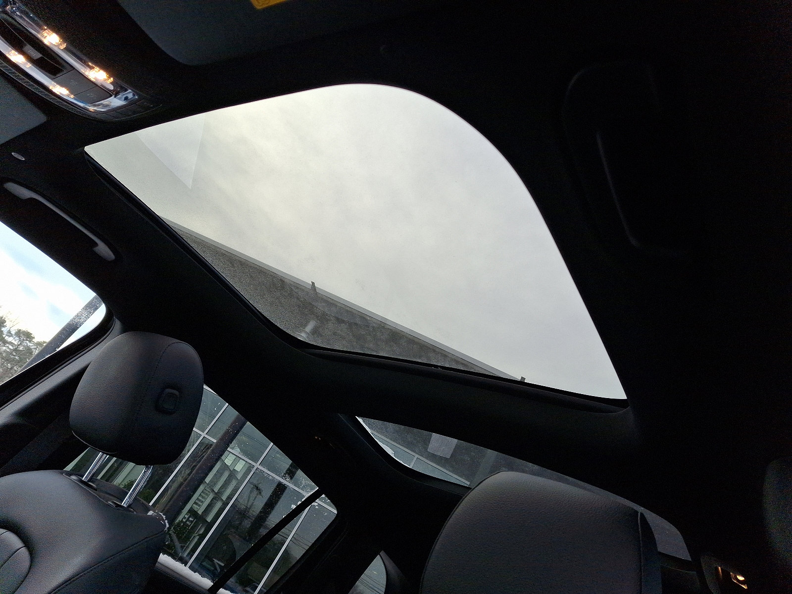 Certified 2024 Mercedes-Benz GLB 250 4MATIC image 14