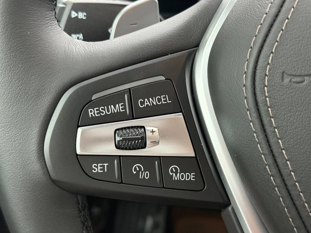 New 2026 BMW X5 xDrive50e AWD/4WD image 12