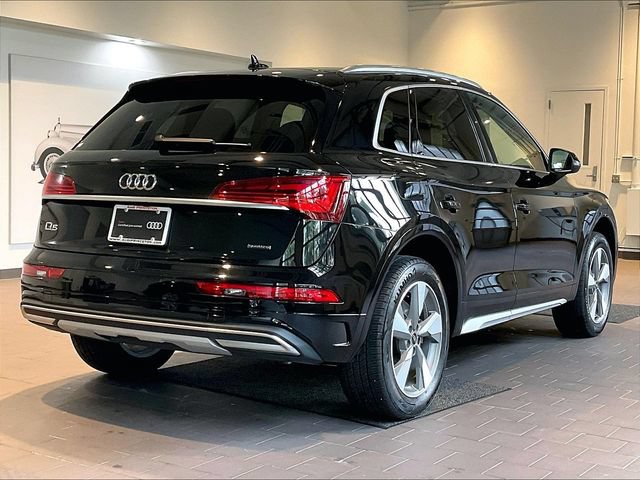 Used 2023 Audi Q5 Premium w/ Convenience Package AWD/4WD image 8