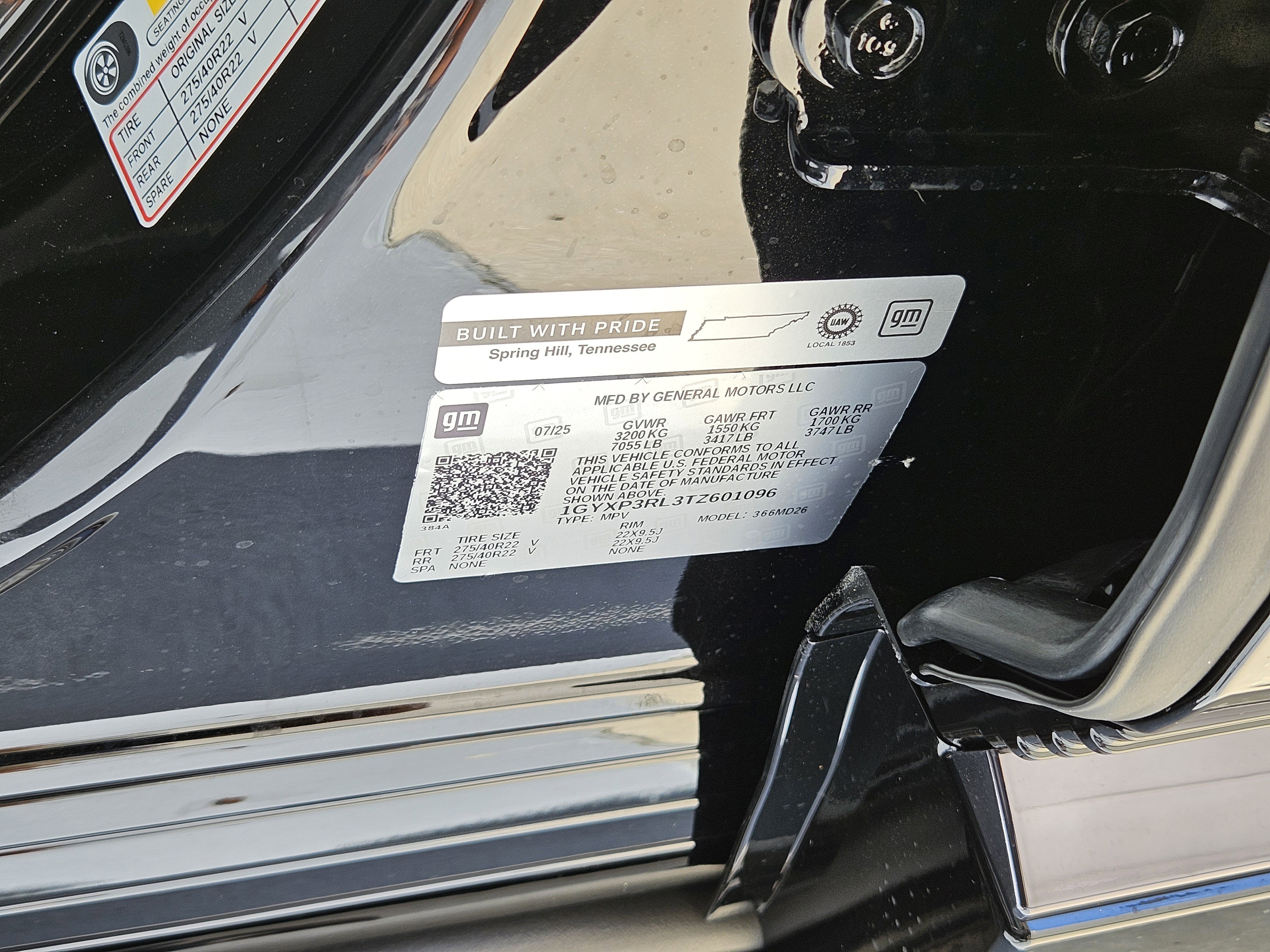 New 2026 Cadillac Lyriq V w/ Exterior Carbon Fiber Package image 38